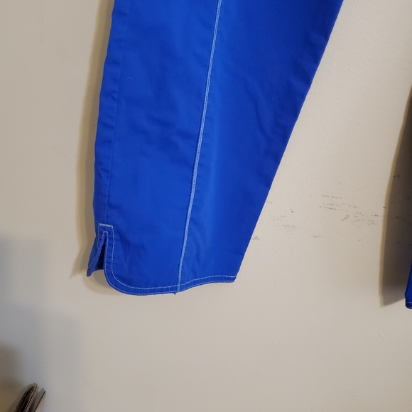 Women's royal blue scrub set size M - Picture 14 of 16